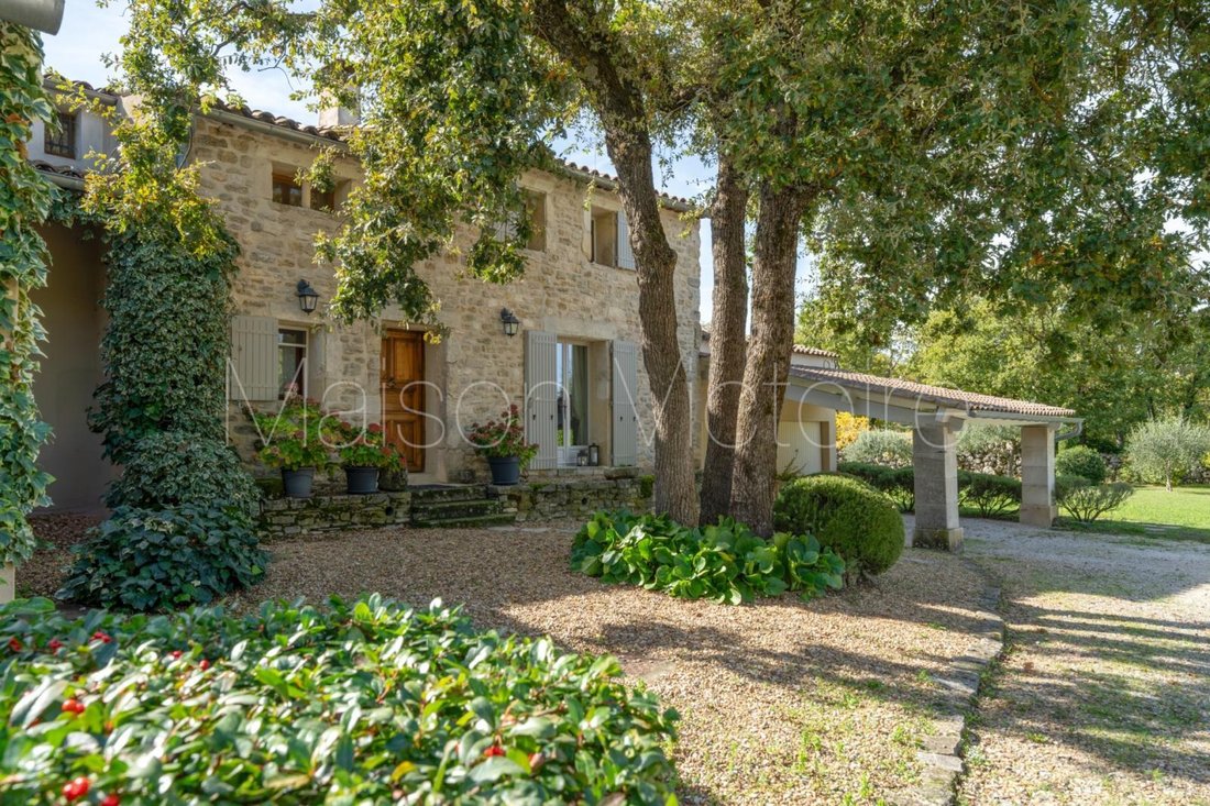 House in Caseneuve, Provence-Alpes-Côte d'Azur, France 1 - 17560955
