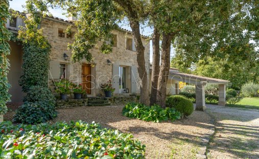 House in Caseneuve, Provence-Alpes-Côte d'Azur, France 1
