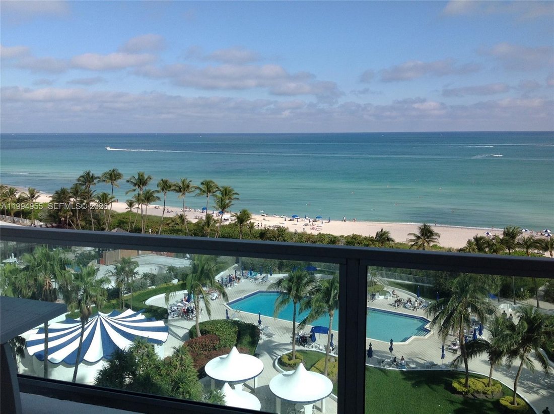 Condo in Miami Beach, Florida, United States 1 - 17565773