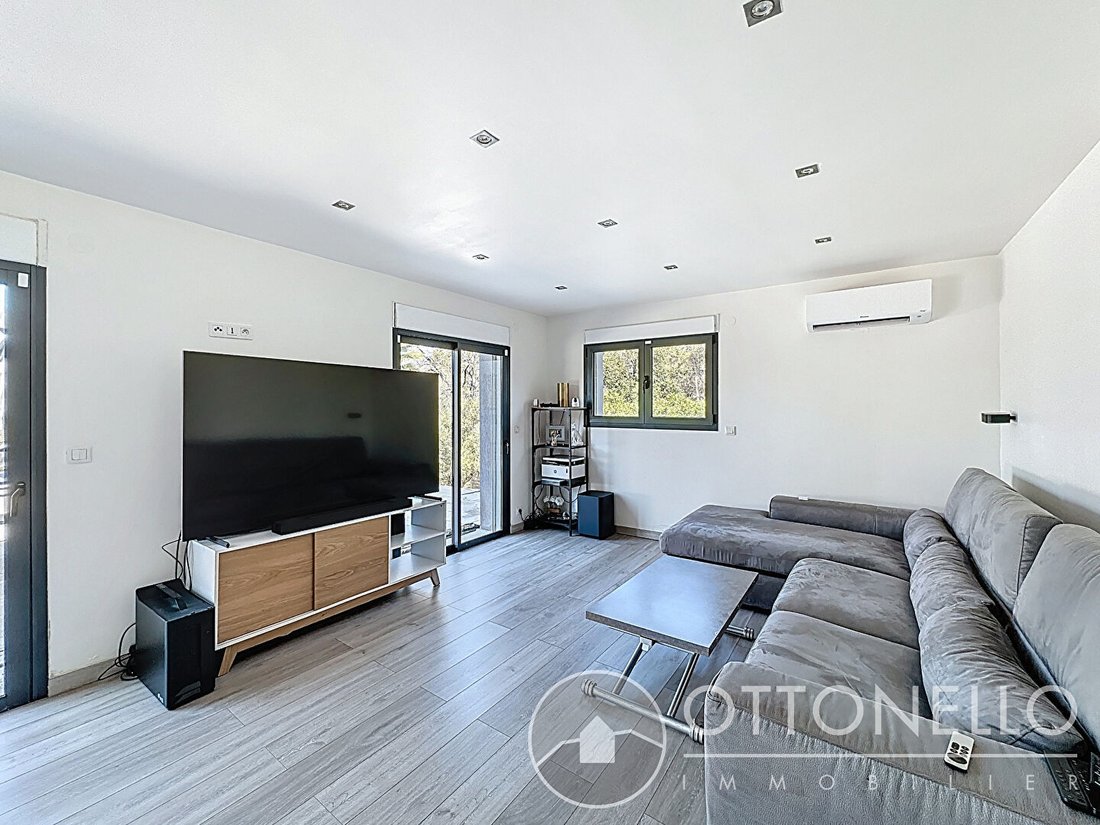Villa en La Bouverie, Roquebrune-sur-Argens, Francia 4 - 17556693