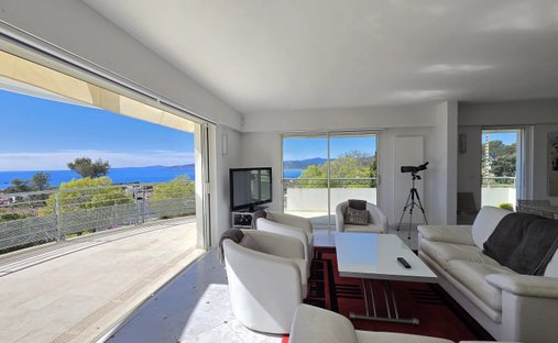Appartamento a Aiguebonne, Saint-Raphaël, Francia 1