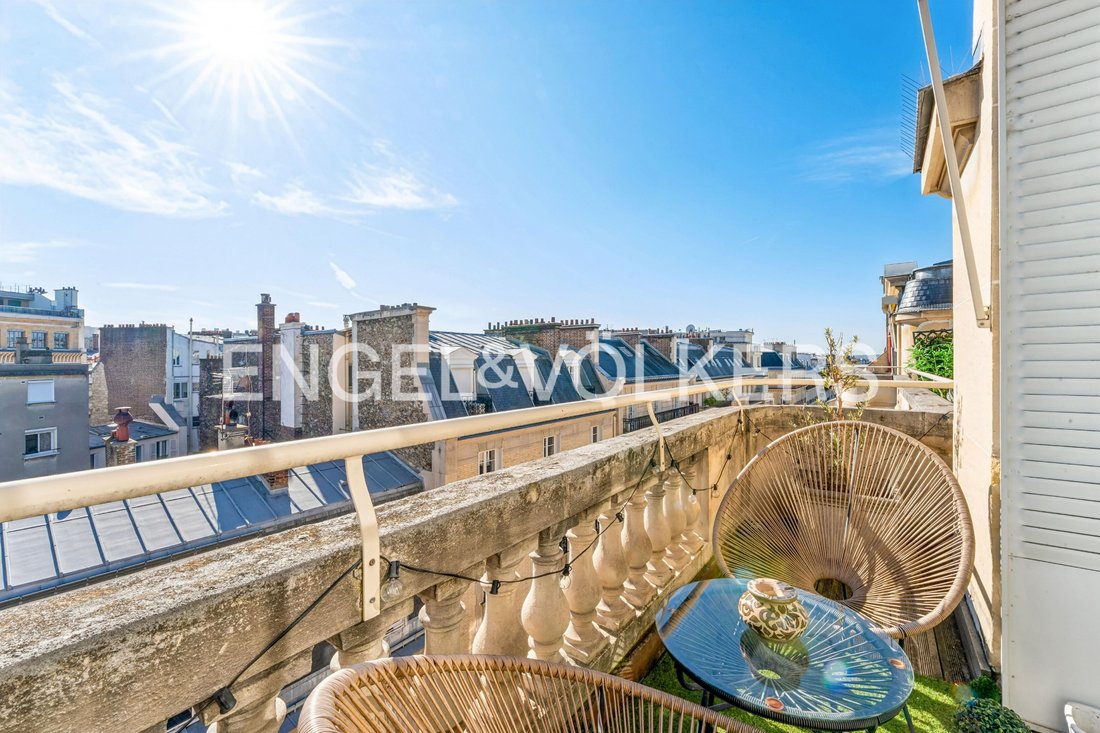 Apartment in Porte Dauphine, Paris 16e Arrondissement, Paris 5 - 17302569