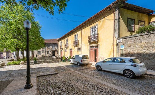 House in Oliveira, Sao Paio e Sao Sebastiao, Braga, Portugal 1