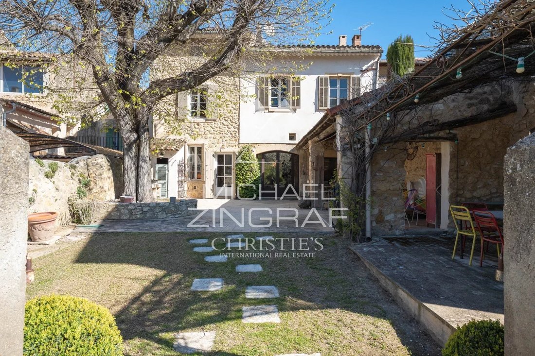 House in Vernègues, Provence-Alpes-Côte d'Azur, France 3 - 17564256
