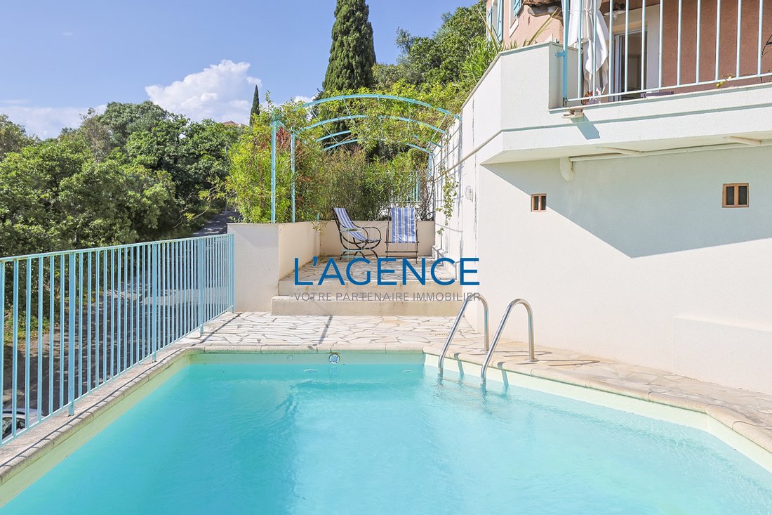 Villa in Hyères, Provence-Alpes-Côte d'Azur, Frankreich 5 - 17497274