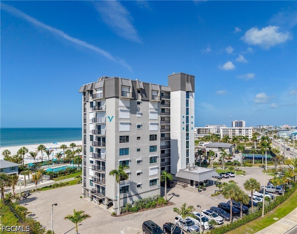 Condo in Fort Myers Beach, Florida, United States 2 - 17562255