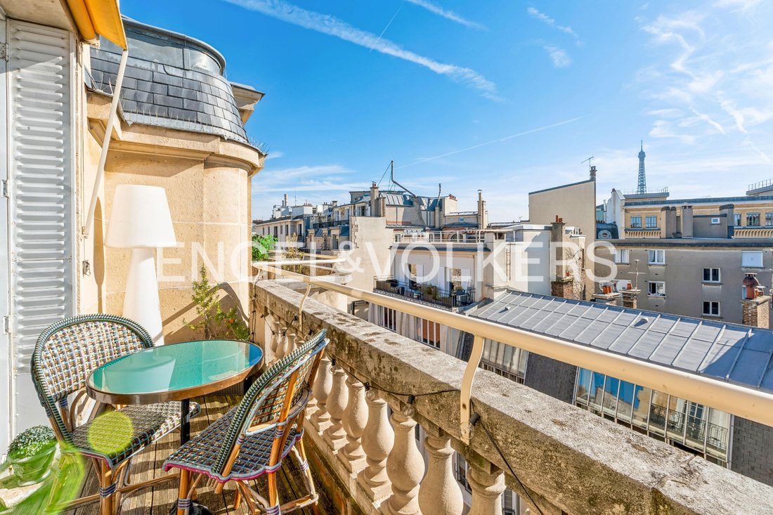 Apartment in Porte Dauphine, Paris 16e Arrondissement, Paris 4 - 17302569