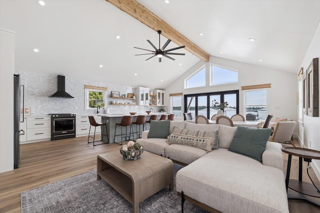 House in Township of Hamburg, Michigan, United States 2 - 17560146