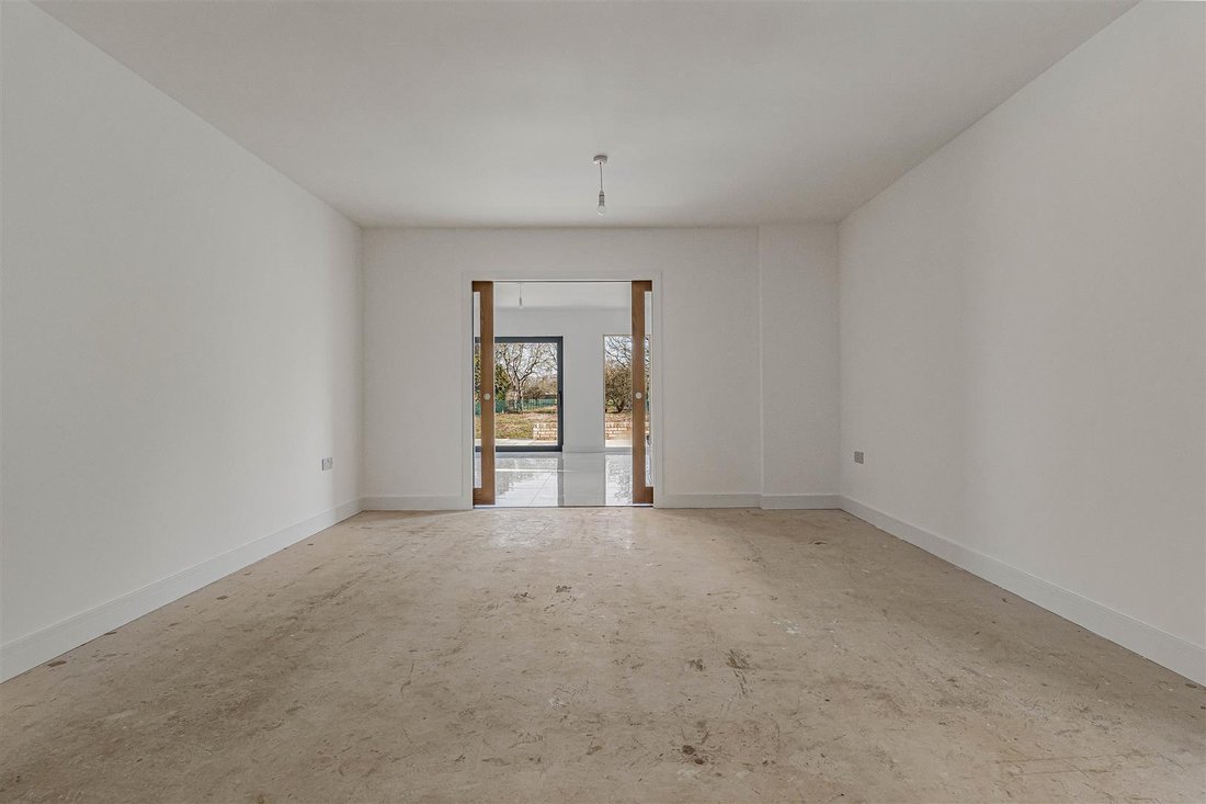 House in Oakington, England 3 - 17557043