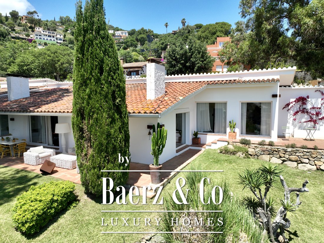 Villa in Calonge i Sant Antoni, Catalonia, Spain 2 - 17558288