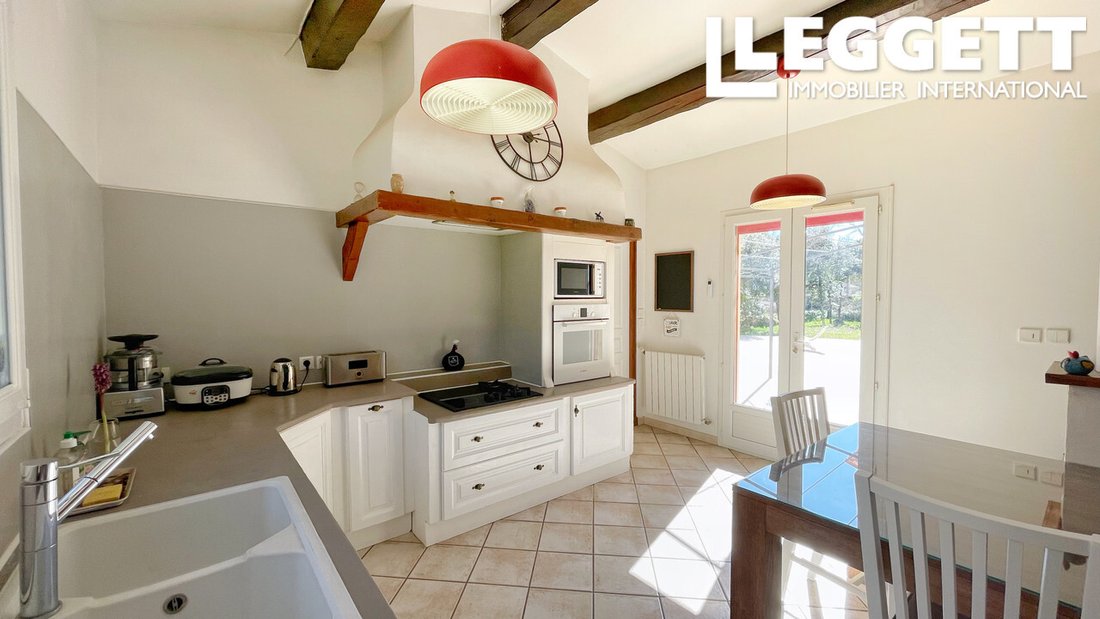 Villa in Montauroux, Provence-Alpes-Côte d'Azur, France 4 - 17557945