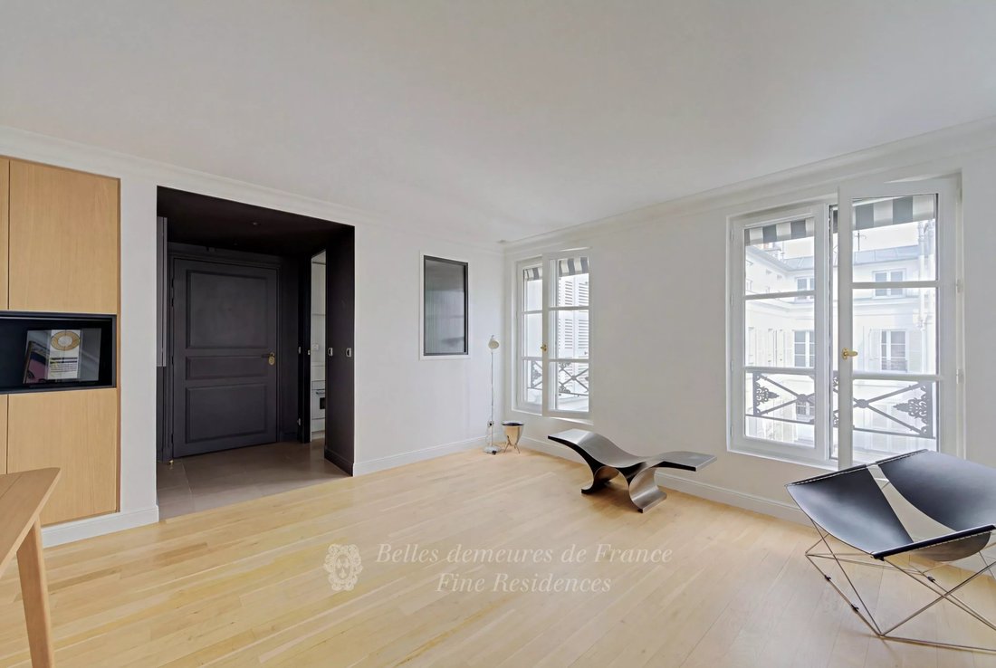 Apartment in Elysées-Madeleine, Paris 8e Arrondissement, Paris 3 - 17558128