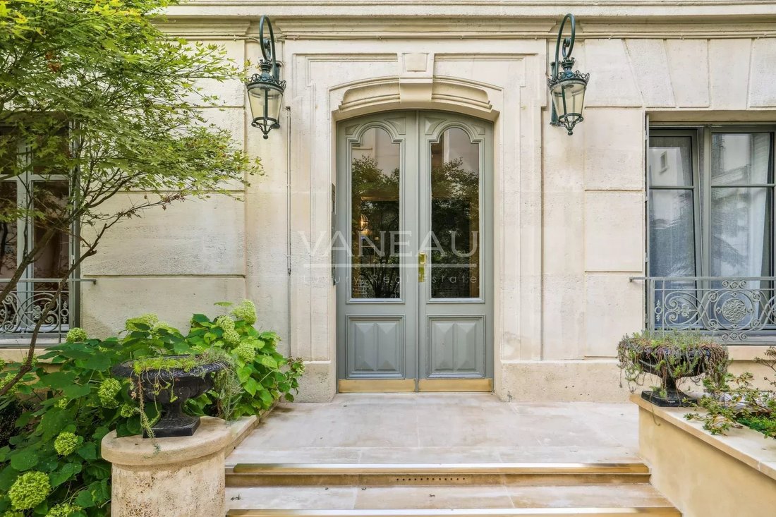 Apartment in Pereire-Malesherbes, Paris 17e Arrondissement, Paris 3 - 17558262