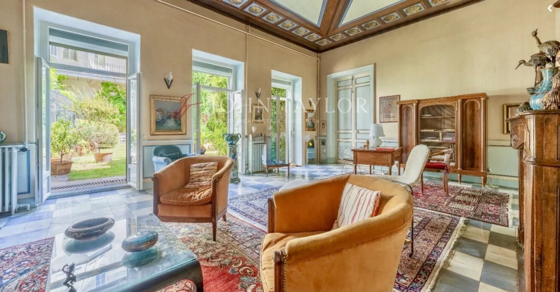 Estate in Nevons-route d'Apt, L'Isle-sur-la-Sorgue, France 5 - 17556955