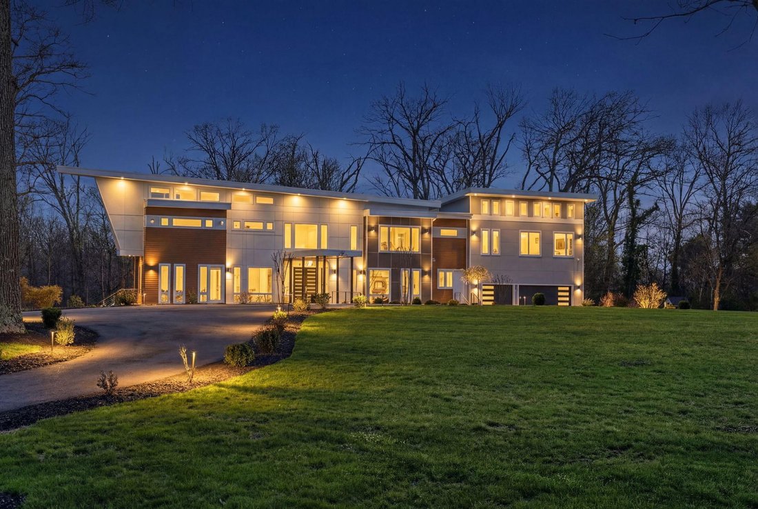 House in Oakton, Virginia, United States 4 - 17424204