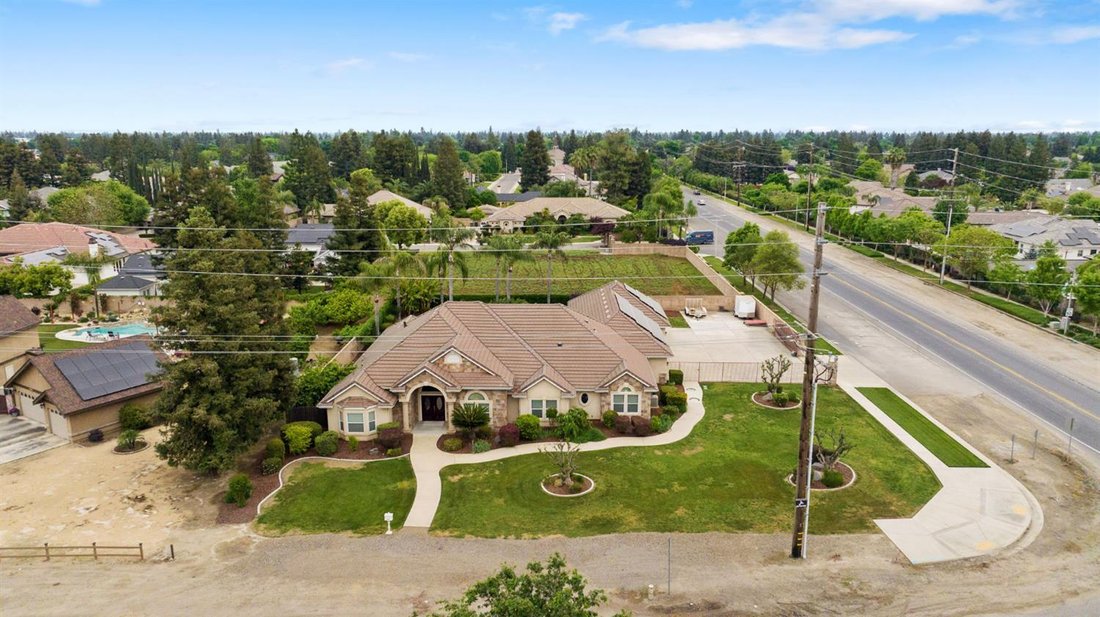 House in Visalia, California, United States 2 - 17565771