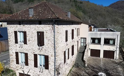 House in Latouille-Lentillac, Occitania, France 1