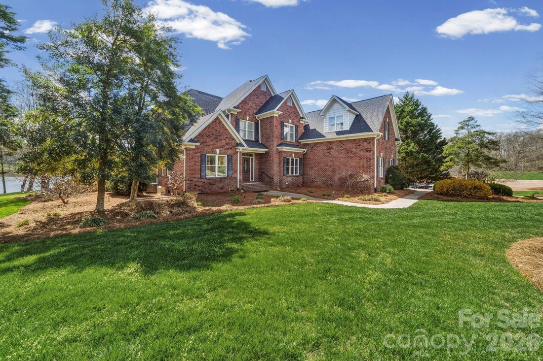 House in Fairview, North Carolina, United States 4 - 17561514
