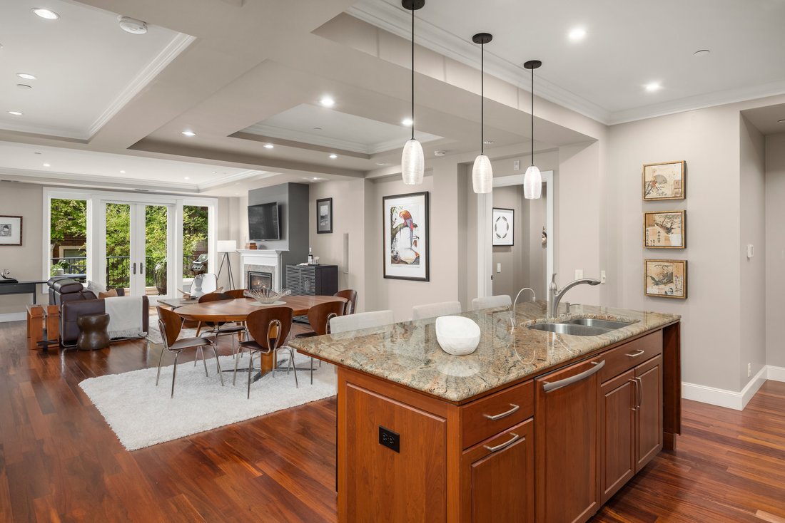 Condo in Seattle, Washington, United States 2 - 17563185