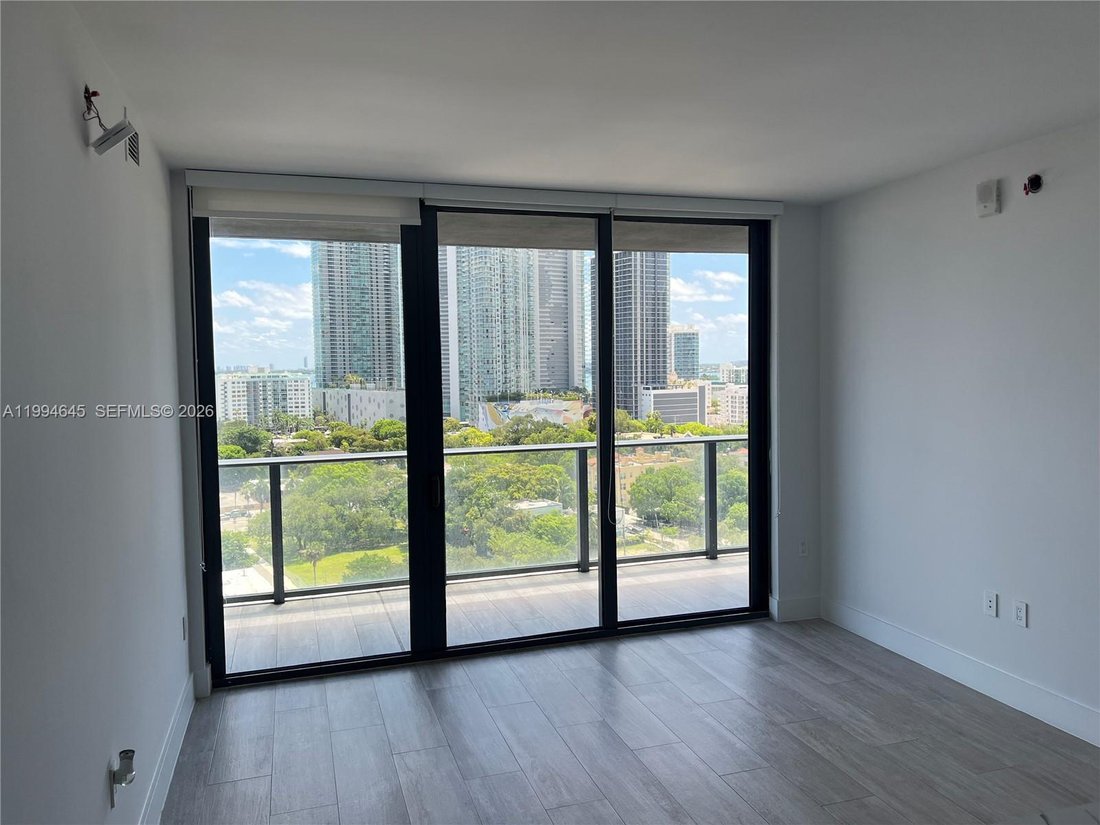 Condo in Miami, Florida, United States 4 - 17559677