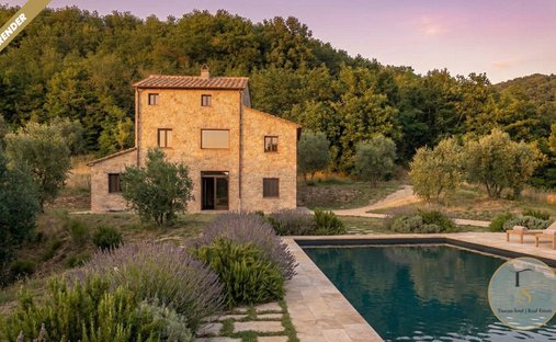 Maisons de campagne à Parrano, Ombrie, Italie 1