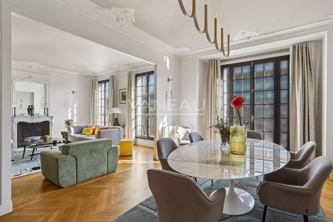 Apartment in Bois de Boulogne, Paris 16e Arrondissement, Paris 4 - 17558260