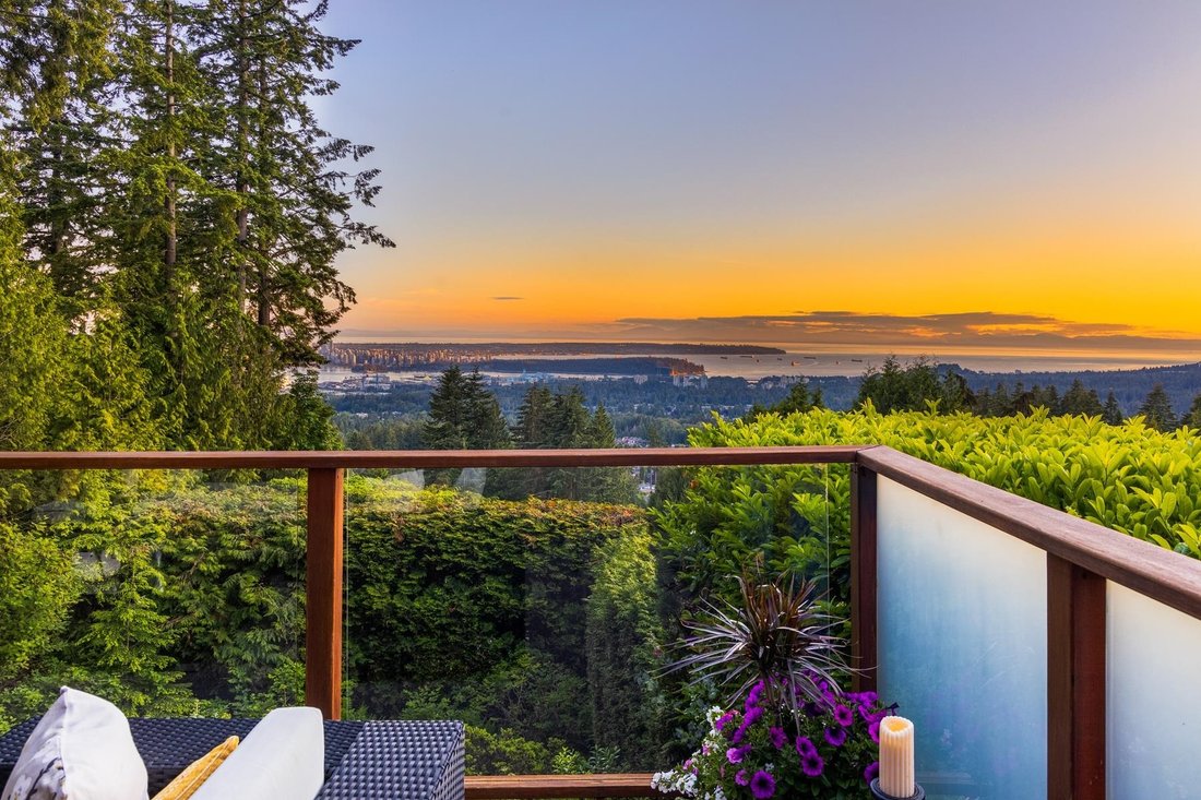 House in North Vancouver, British Columbia, Canada 3 - 17560770