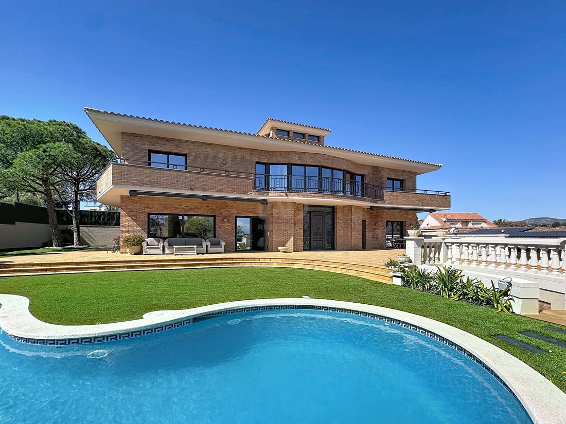 Townhouse in Vilanova i la Geltru, Catalonia, Spain 4 - 17568071