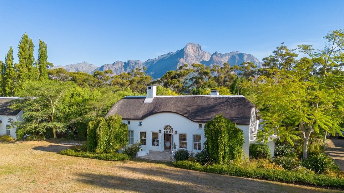 House in Stellenbosch, Western Cape, South Africa 2 - 17568883