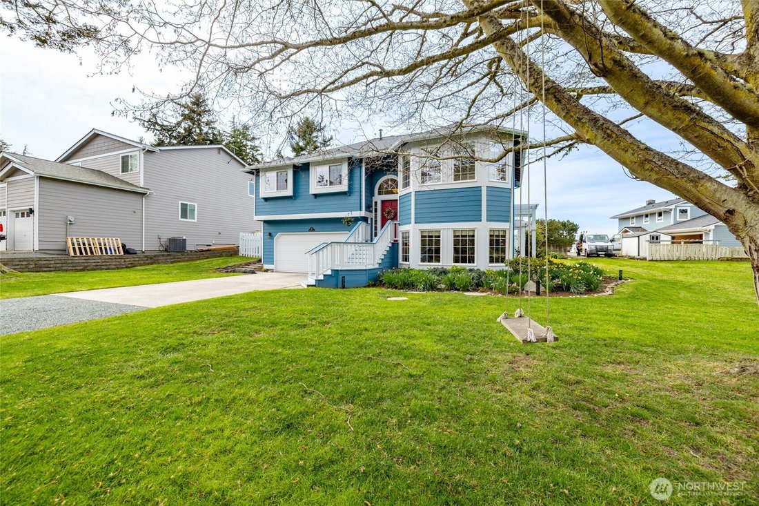 Coupeville, Washington, United States 4 - 17557723
