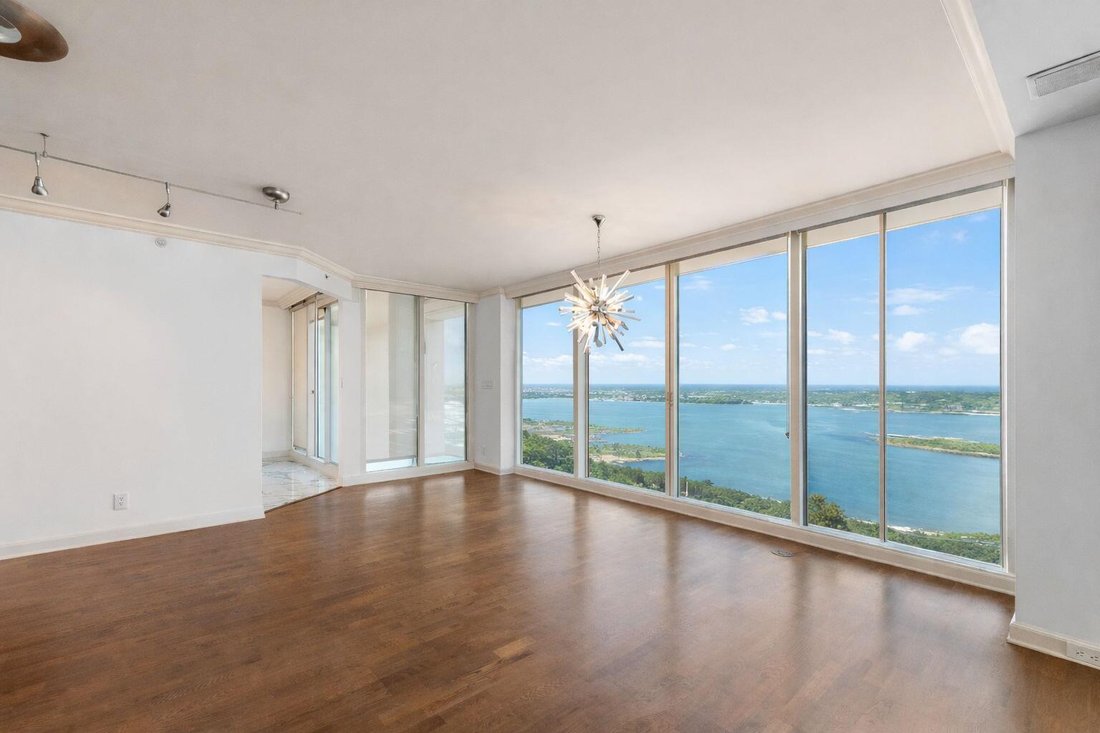 Condo in West Palm Beach, Florida, United States 2 - 17558003