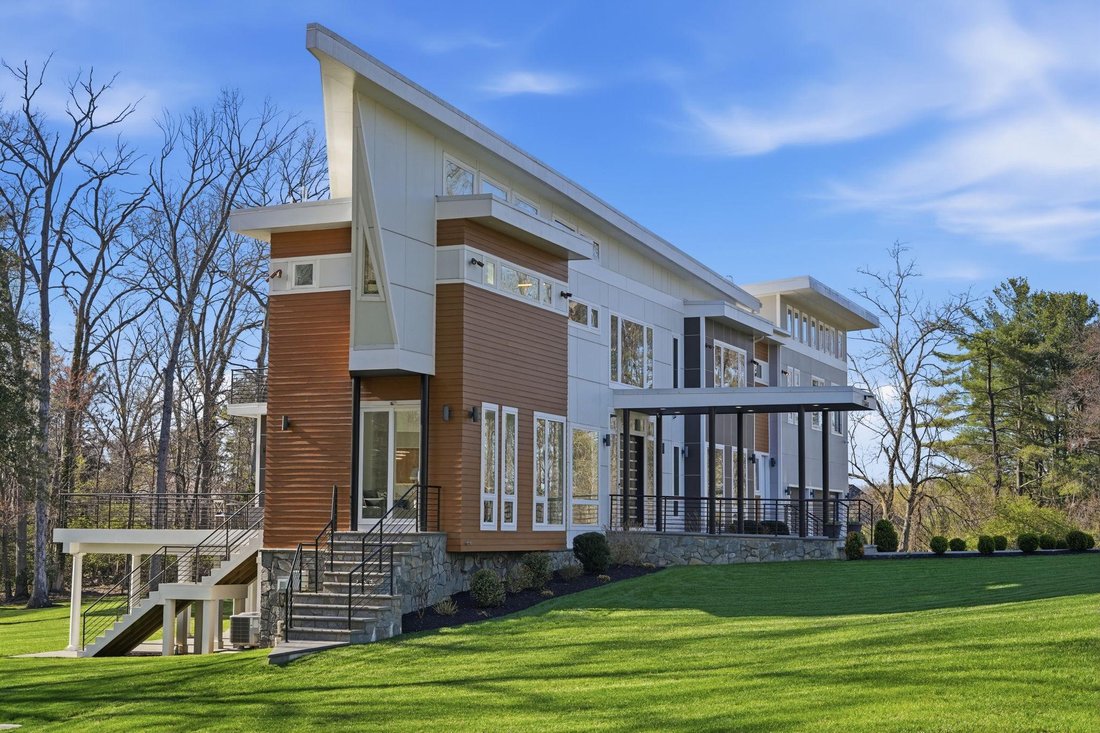House in Oakton, Virginia, United States 2 - 17424204