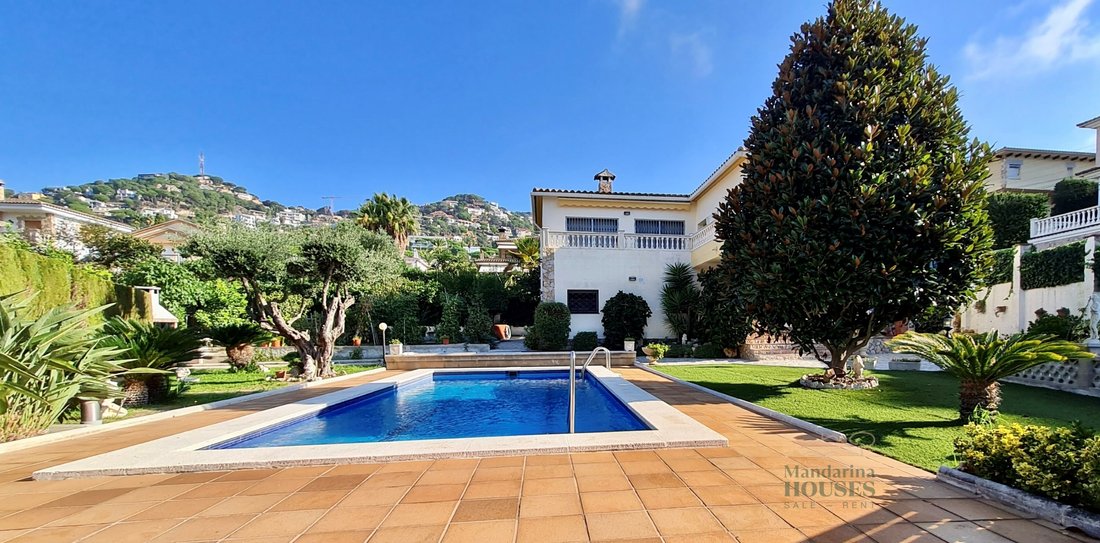 House in Lloret de Mar, Catalonia, Spain 4 - 13463968
