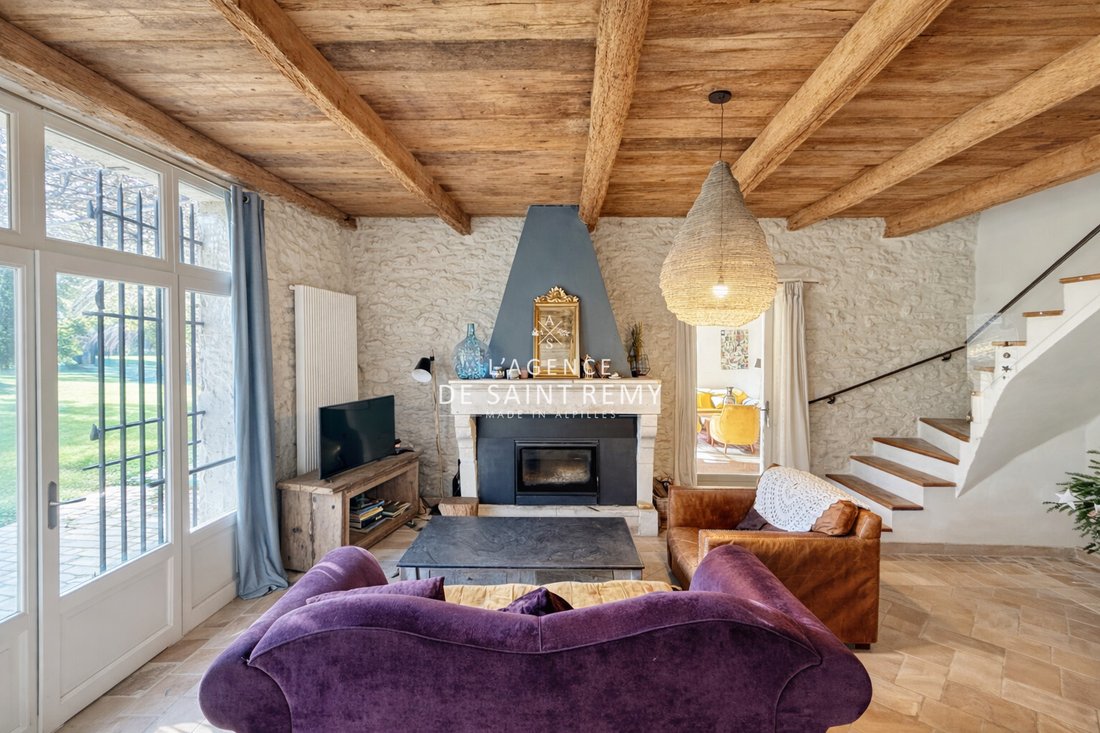 Villa in Saint-Rémy-de-Provence, Provence-Alpes-Côte d'Azur, France 4 - 17553274