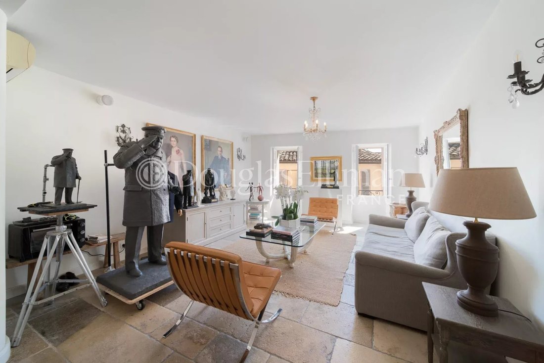 House in Mougins, Provence-Alpes-Côte d'Azur, France 4 - 17558293