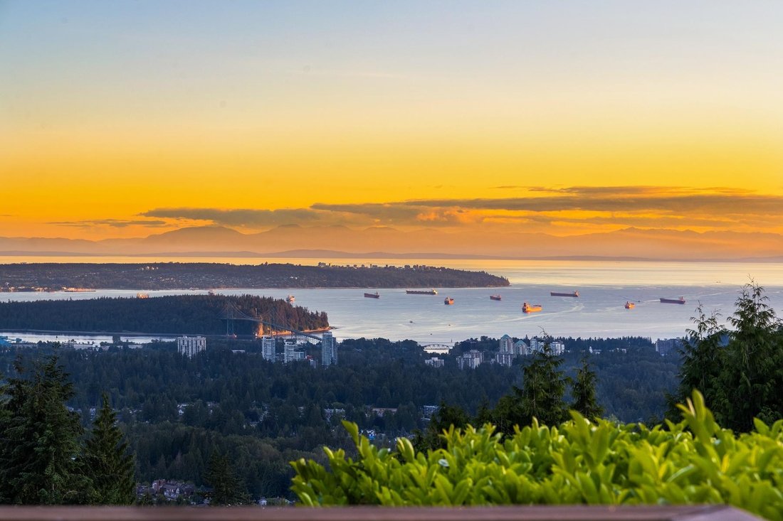 House in North Vancouver, British Columbia, Canada 4 - 17560770