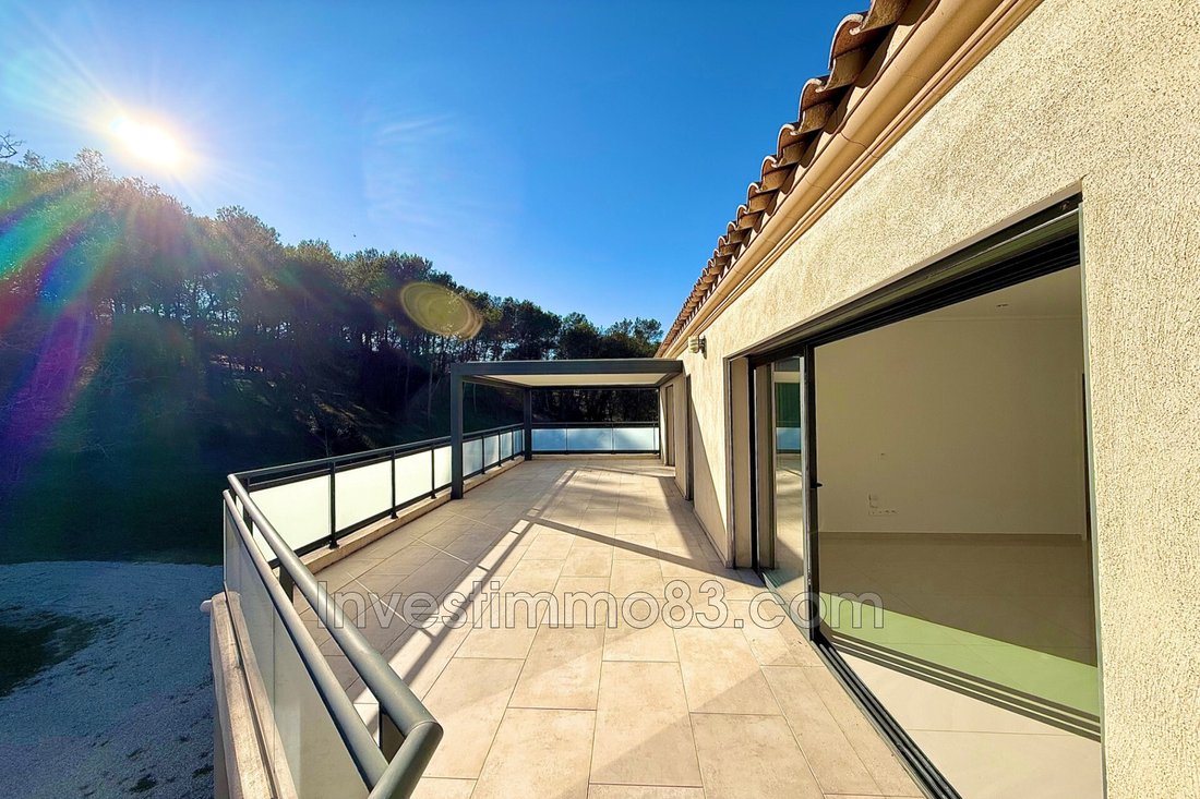 Villa in Belcodene, Provence-Alpes-Côte d'Azur, France 3 - 17571125