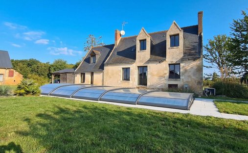 Villa à Pernay, Centre-Val de Loire, France 1