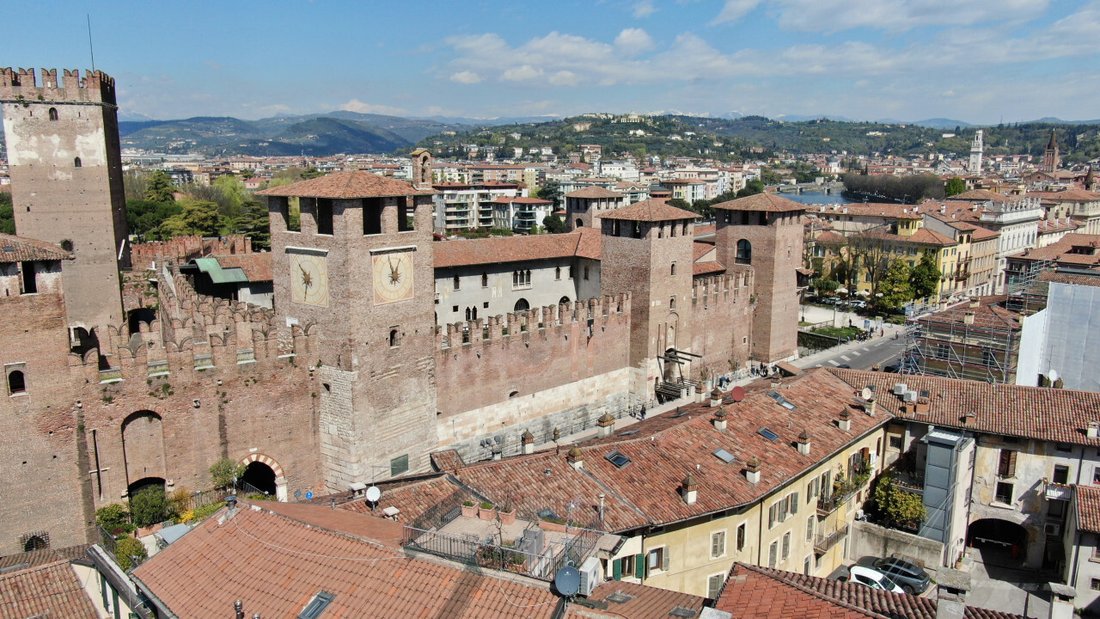 Apartment in Center, Verona, Veneto 1 - 17561106