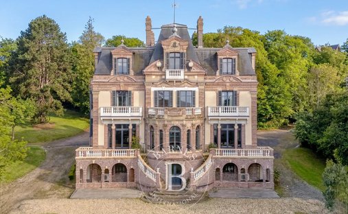Domaine à Villers-sur-Mer, Normandie, France 1