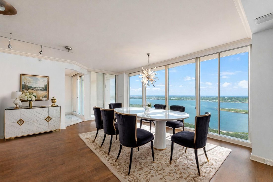 Condo in West Palm Beach, Florida, United States 1 - 17558003