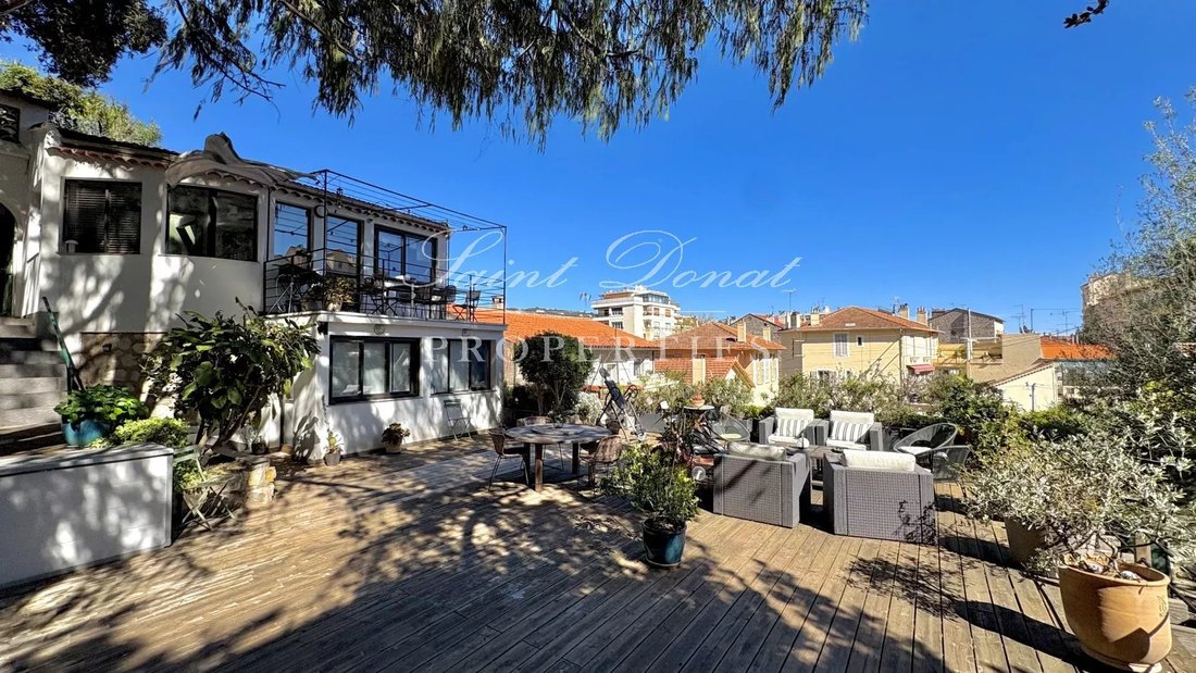 House in Cannes, Provence-Alpes-Côte d'Azur, France 4 - 17559537