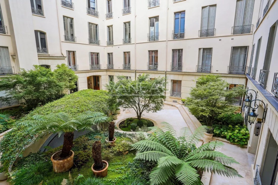 Apartment in Pereire-Malesherbes, Paris 17e Arrondissement, Paris 4 - 17558262