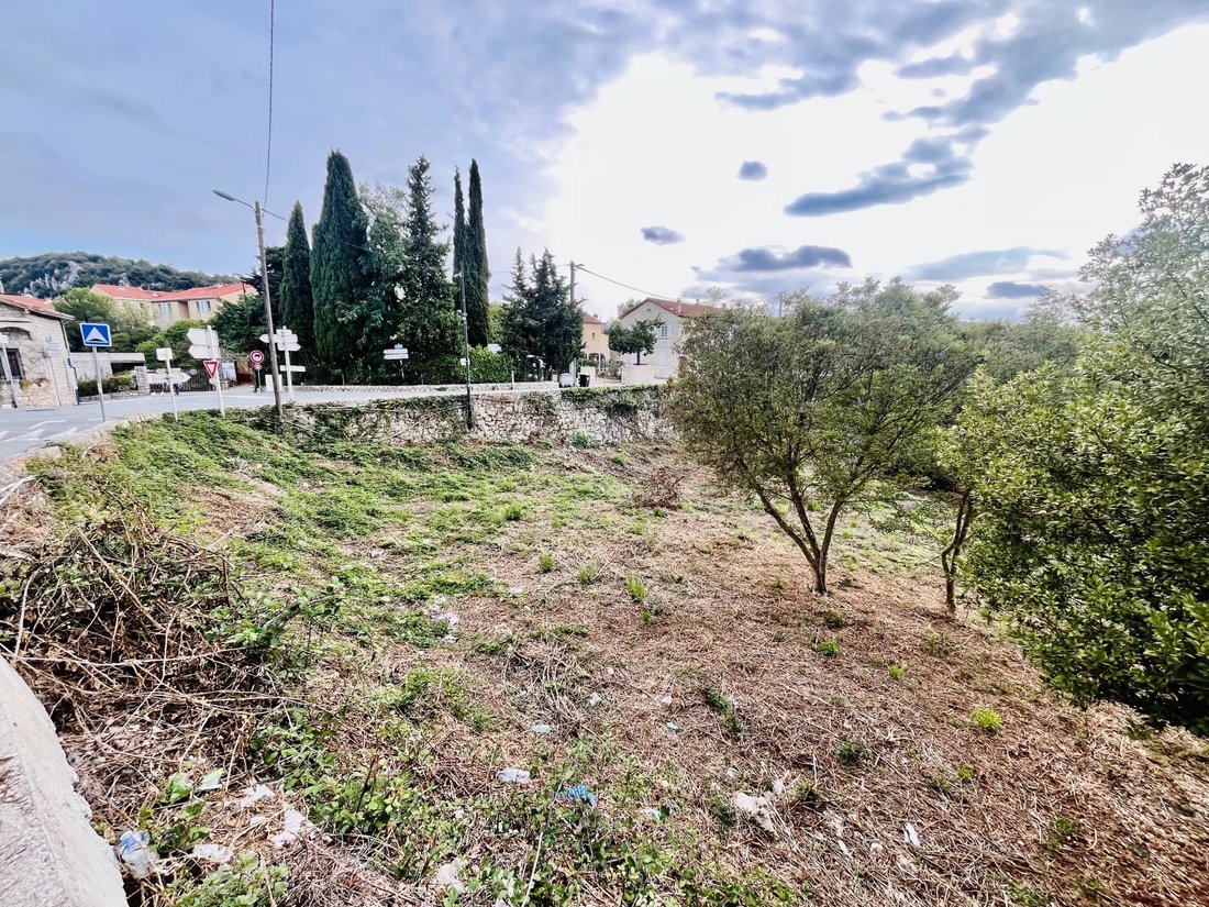 Land in Èze, Provence-Alpes-Côte d'Azur, Frankreich 2 - 17558039
