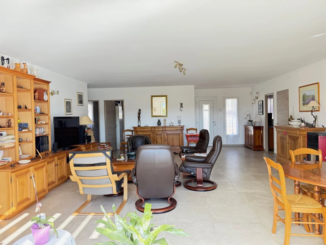 Villa in Forcalqueiret, Provence-Alpes-Côte d'Azur, France 5 - 17556825