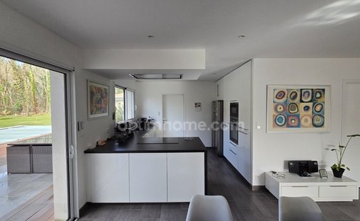 House in Saucats, Nouvelle-Aquitaine, France 1
