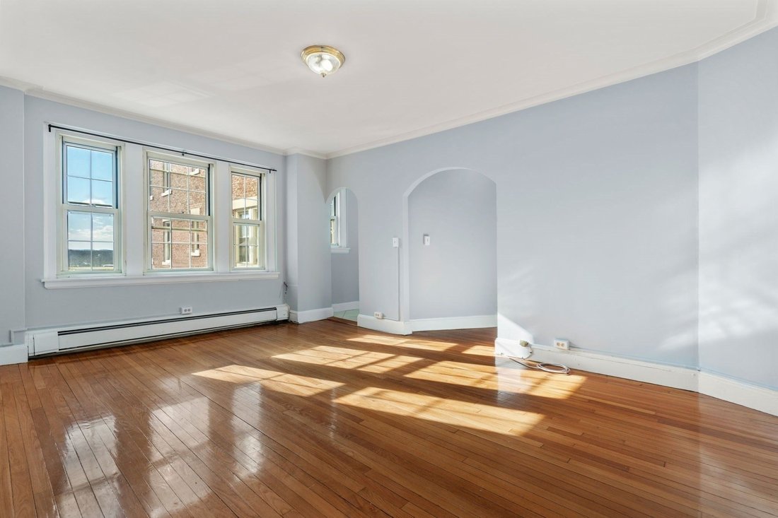 Condo in Brookline, Massachusetts, United States 3 - 17560629