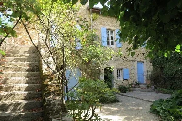 Estate in Mirmande, Auvergne-Rhône-Alpes, France 2 - 17557089