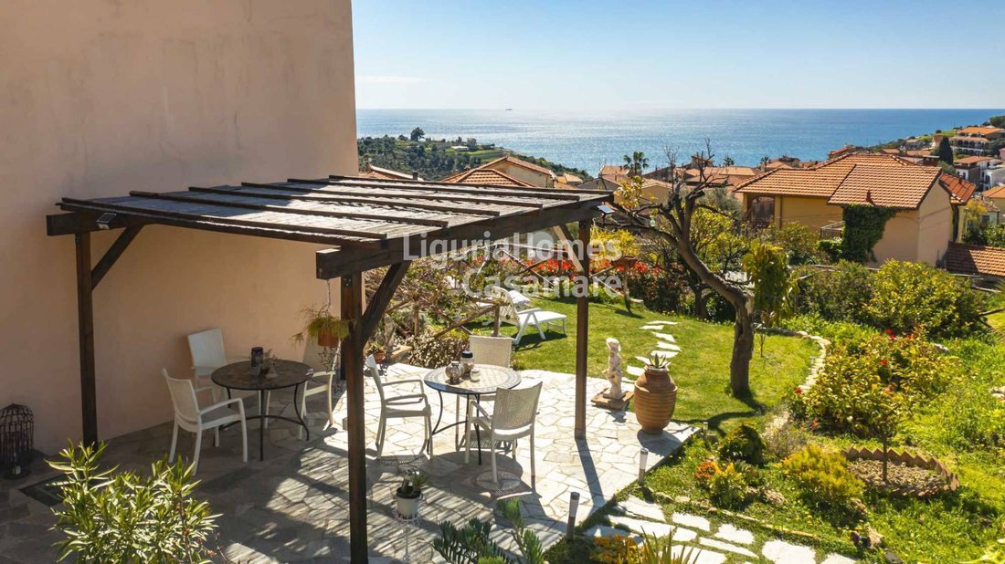 Villa in Pompeiana, Liguria, Italy 2 - 17566053