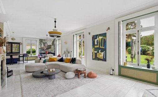 House in Le Plateau, Louveciennes, France 1